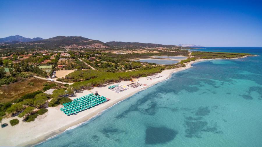 Nicolaus Club Li Cucutti Hotel Agrustos Ngoại thất bức ảnh